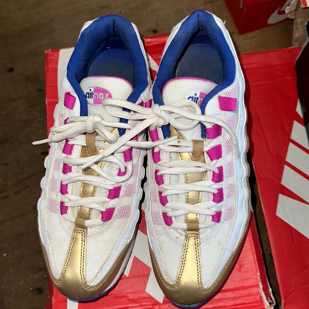 Nike Air